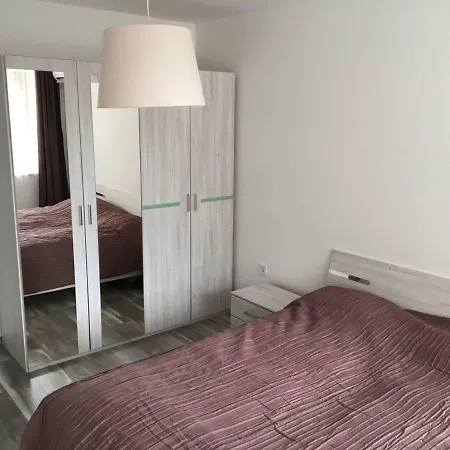 Apartvel 1 *